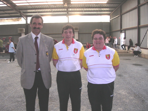 Le Président Michel Gantou avec Thierry Férés et Nathalie Bujna à Graulhet