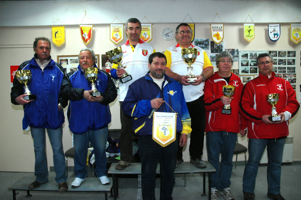 Le podium: PEREZ Alain - PES Patrick /  BOUSQUET Gérard - SAINT-MARTIN Jacky / REYNES Jacques - MOUYSSET Eric