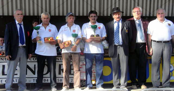 Champions de Ligue Midi-Pyrénées Triplette Vétéran 2009 Champions de Ligue Midi-Pyrénées Triplette Vétéran 2009