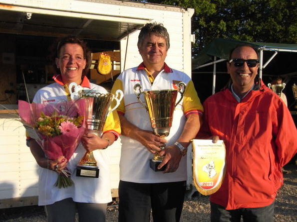 Champion 2011 Marie Noté - Claude Guilhem (Pétanque Villefranchoise) Champion 2011 Marie Noté - Claude Guilhem (Pétanque Villefranchoise)