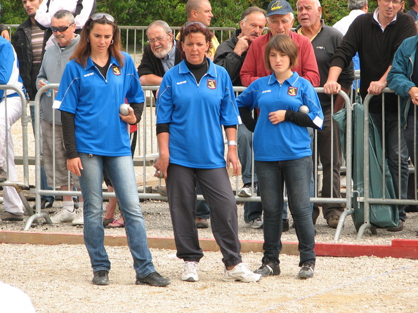 Nos aveyronnaises finalistes Nelly, Marie et Caroline