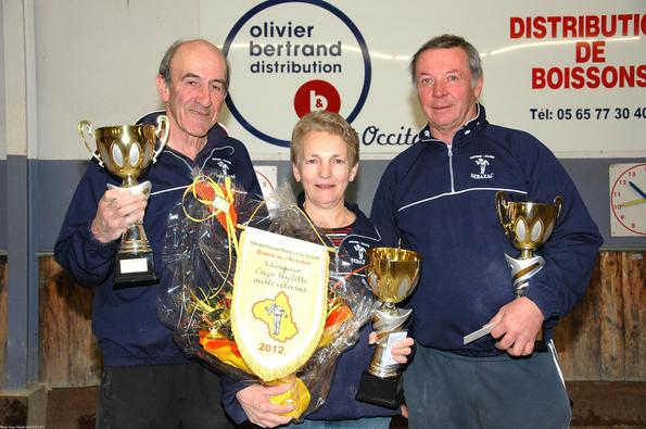 Vainqueurs 2012:  Bernard DURAND,Yvette ZULLO et Michel GOUTES (Sébazac PC)