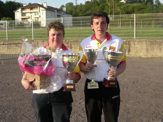 Les champions Nathalie Bujna et Thierry Féres (JP Capdenac)