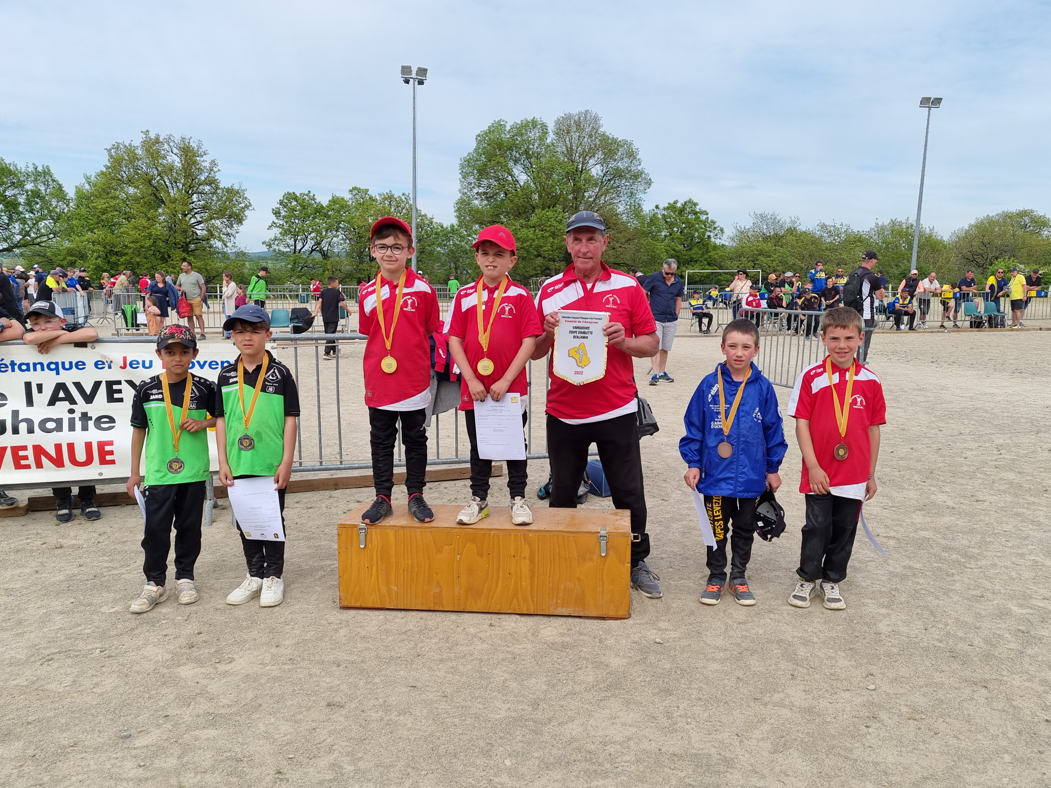 Triplette jeu Provencal et Doublette jeunes Triplette jeu Provencal et Doublette jeunes