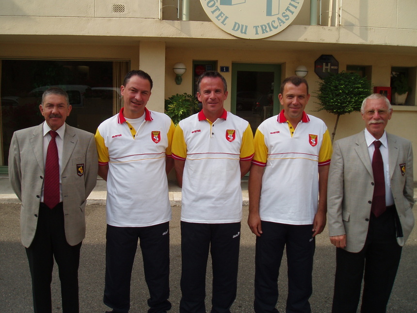 La délégation aveyronnaise : André Algans-Didier Goncalvés-Jean-Pierre Mas-Laurent Morillon-Christian Mercier La délégation aveyronnaise : André Algans-Didier Goncalvés-Jean-Pierre Mas-Laurent Morillon-Christian Mercier